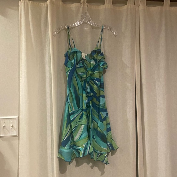 SOLD H&M Wrap Dress - Picture 6 of 15